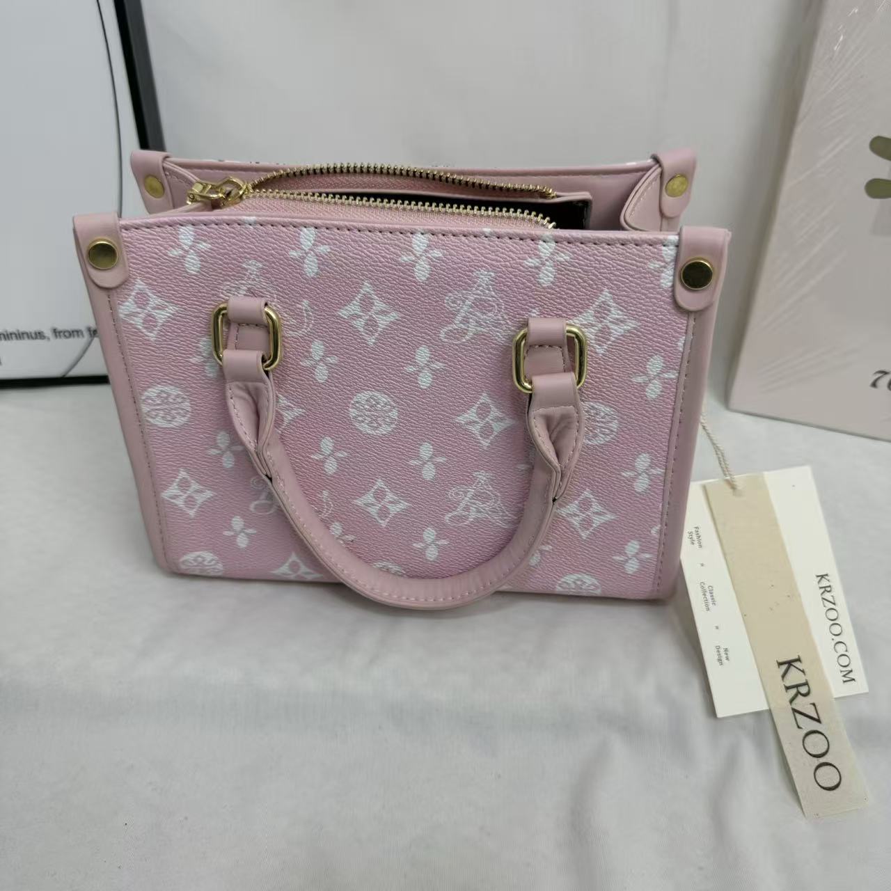 Large-Capacity Printed Shoulder Bag