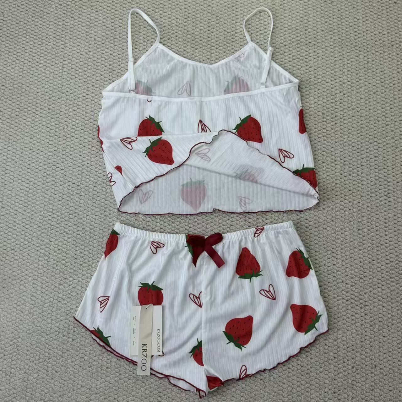 Strawberry heart print halter top and shorts set