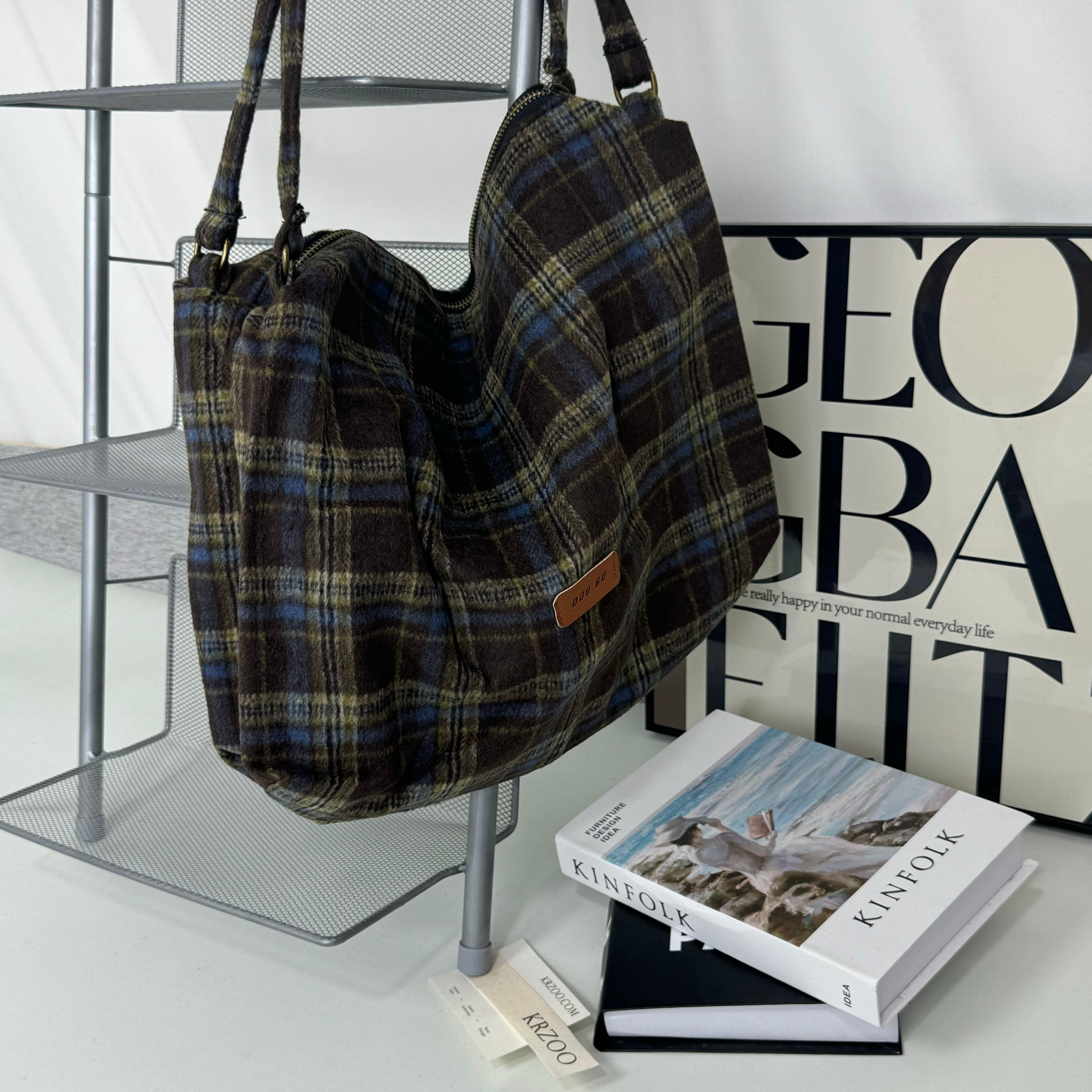 Cashmere checked shoulder bag