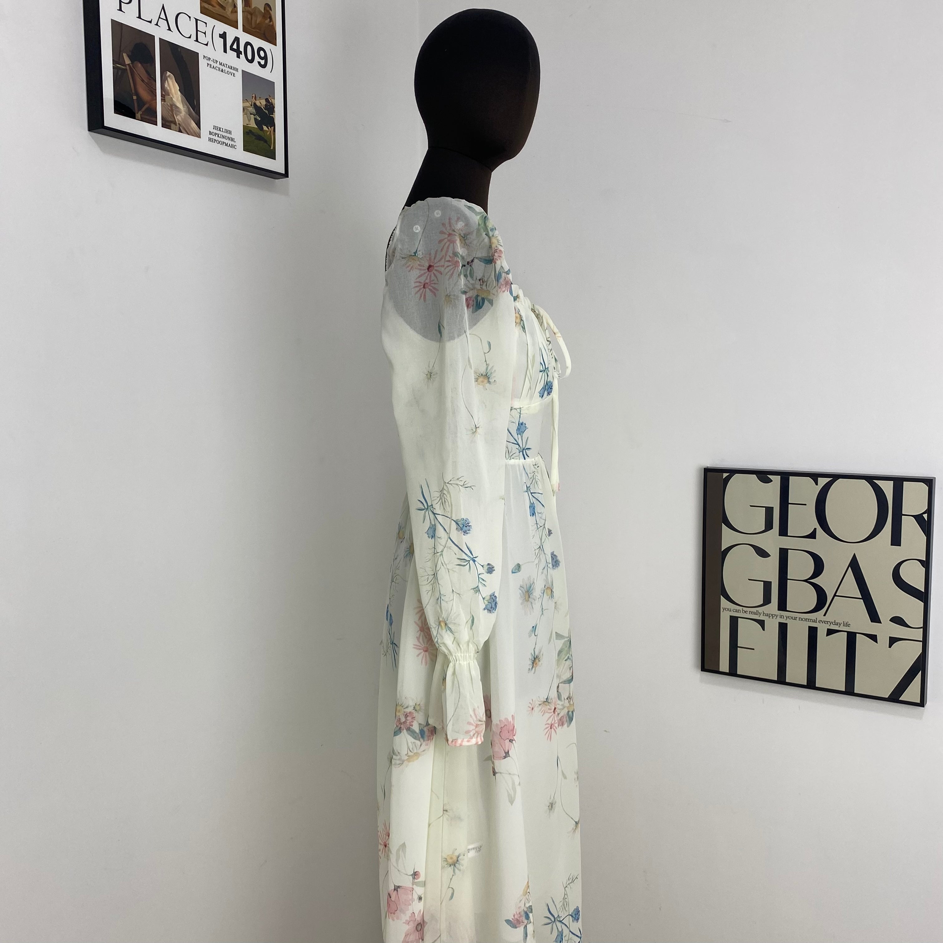 Mori-Style Gentle Tea Dress