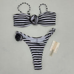 Three-dimensional flower split swimsuit