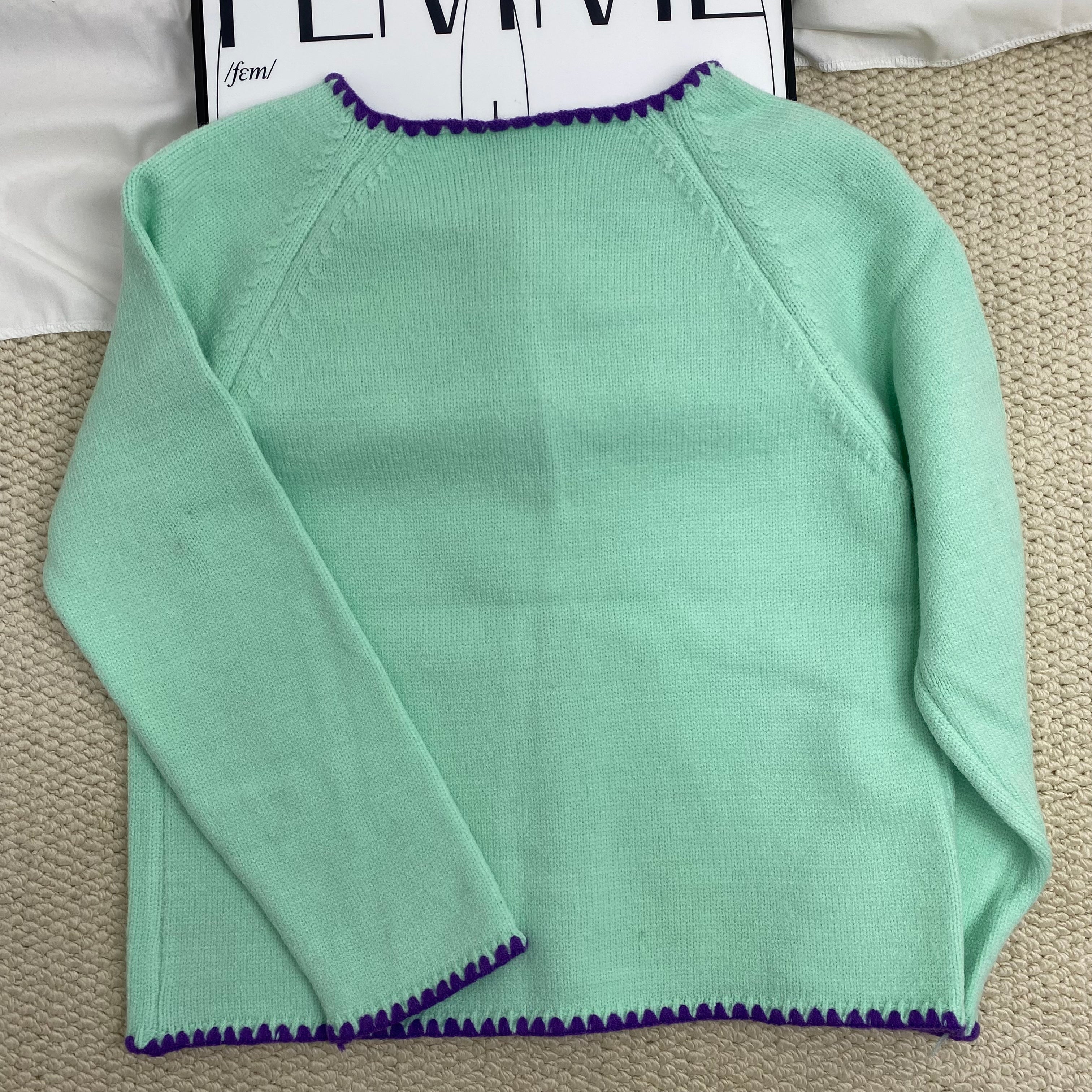 Retro Water Lazy Green Sweater