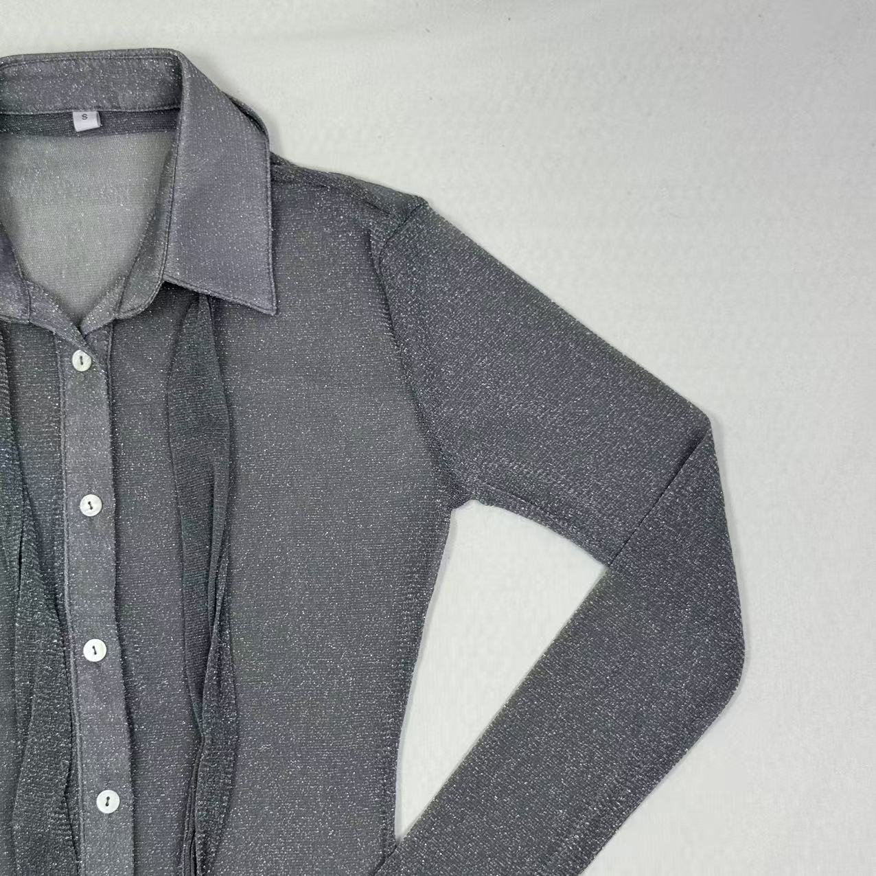 Fine mesh long-sleeved top