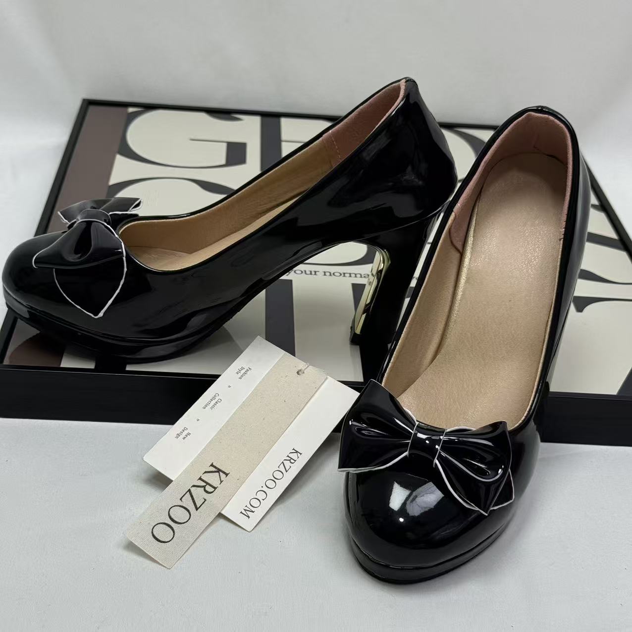 Belted waterproof platform high-heeled shoes
