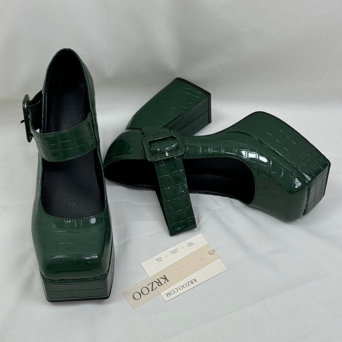 Round-toe waterproof platform boots with thick heels