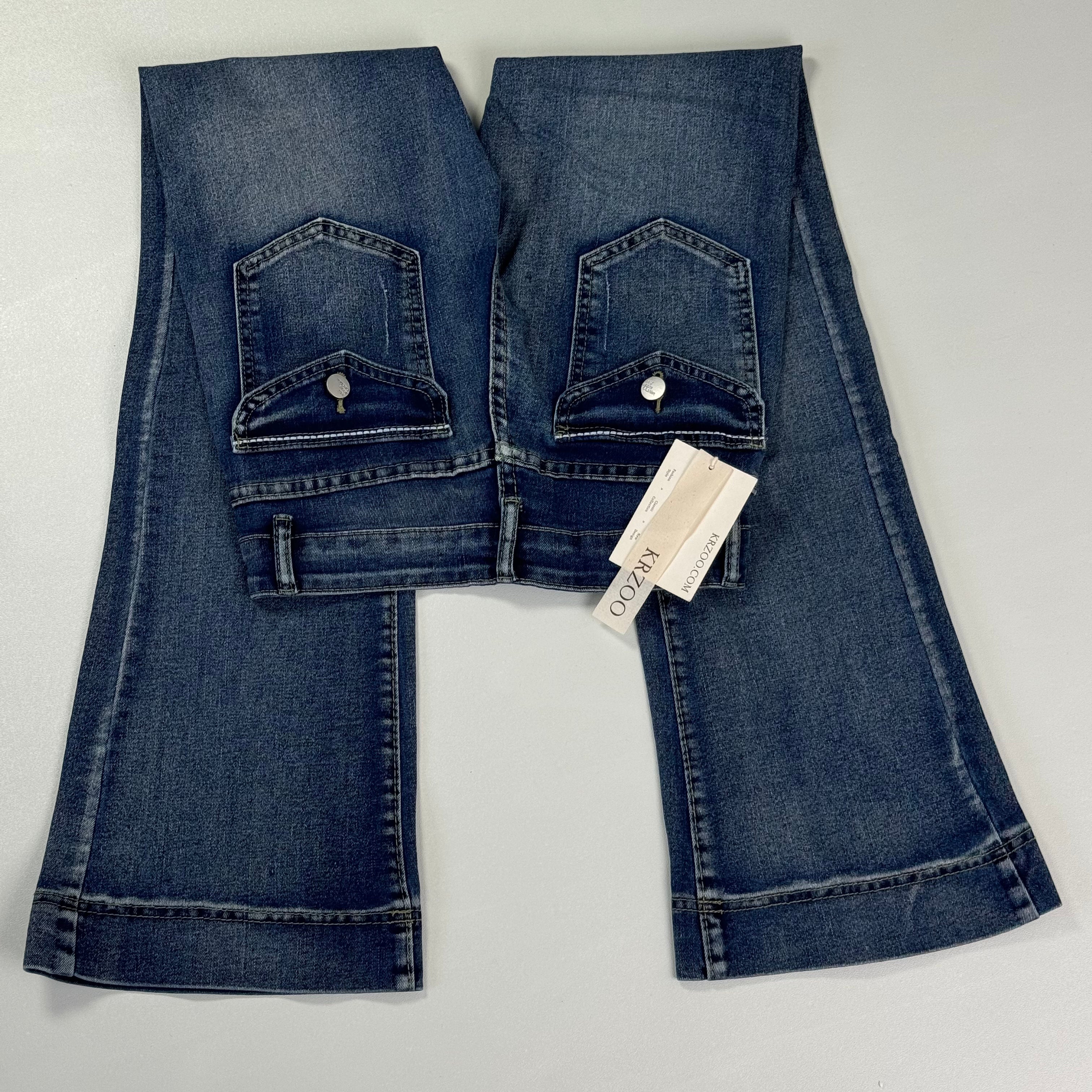 Low-waist high-elasticity flared jeans