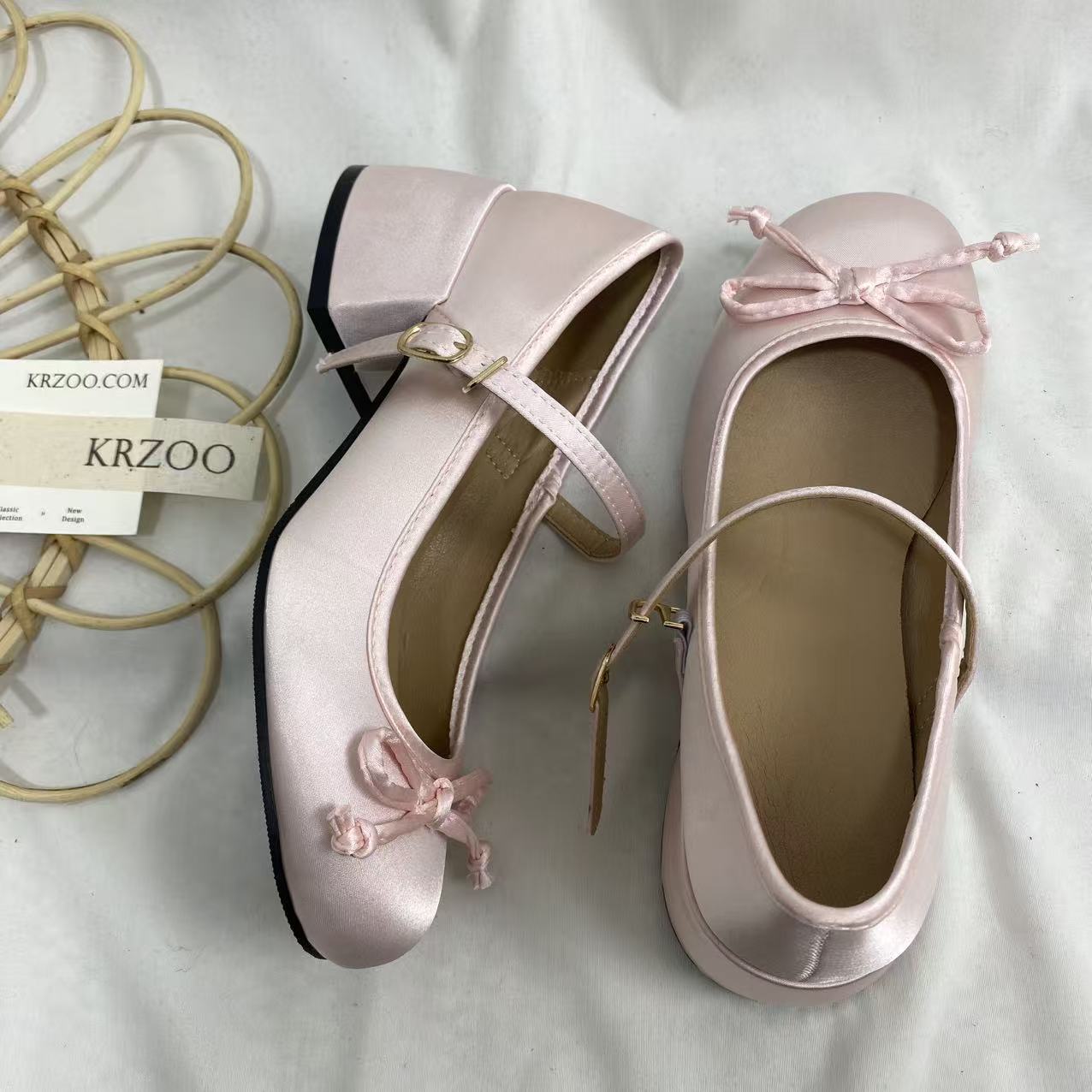 Simple Retro Chunky Heel Mary Jane Shoes