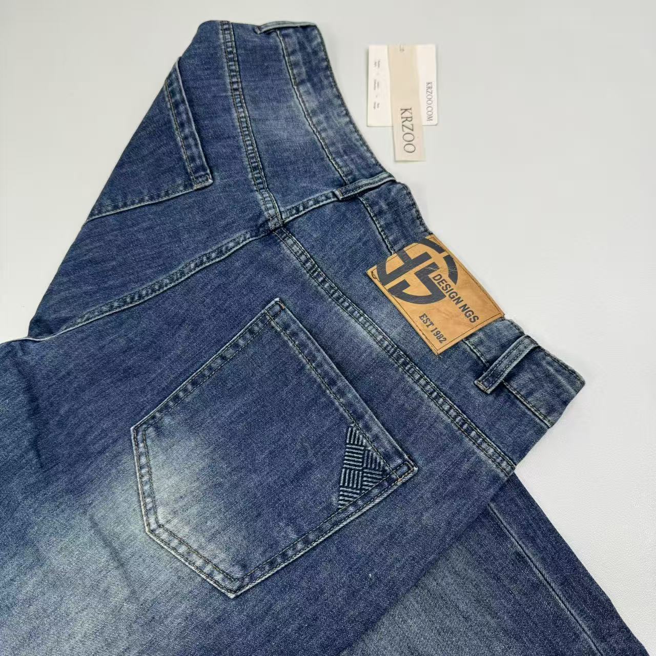 Straight-leg stretchy slim-fit jeans