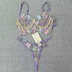 Heavy-duty embroidered floral lingerie set