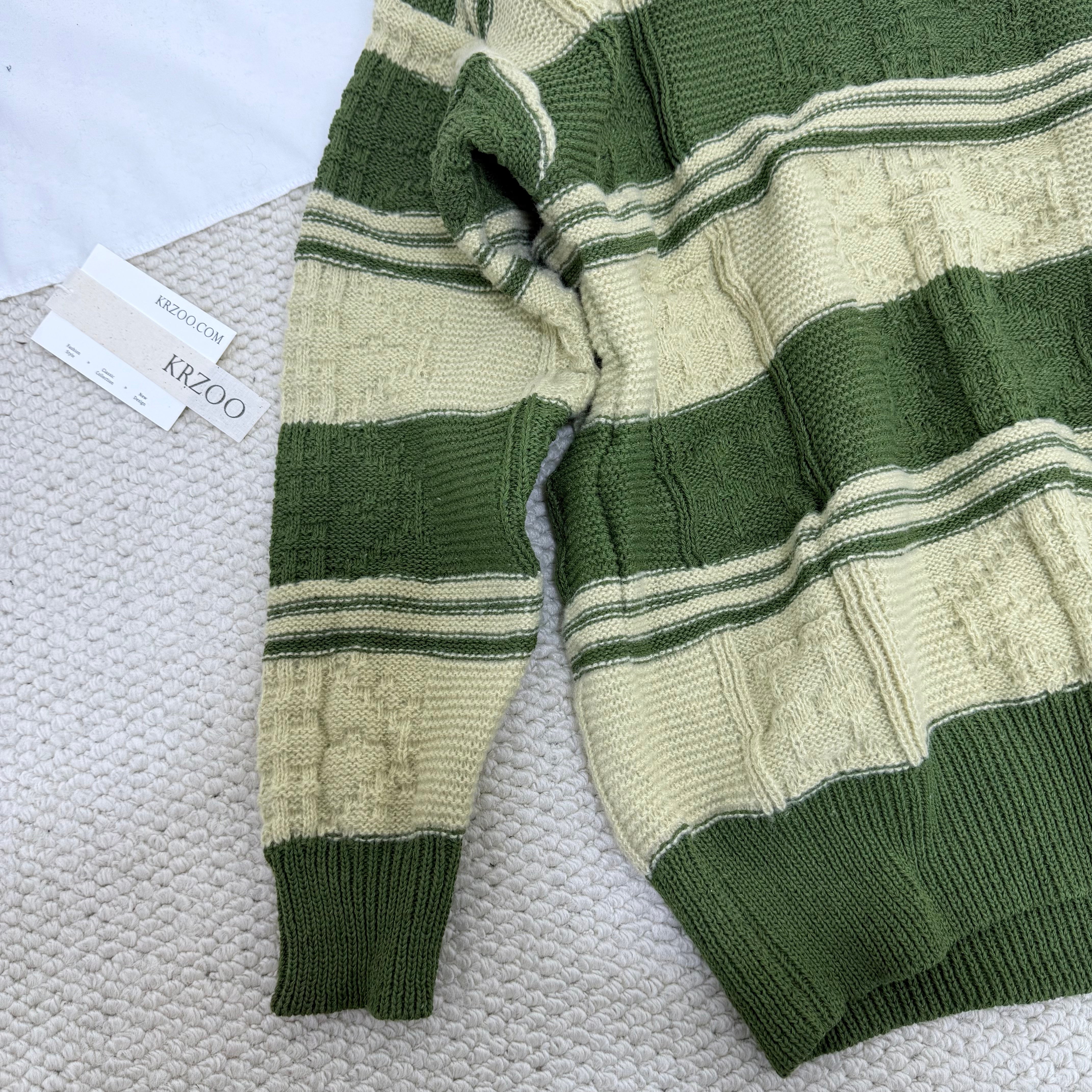 Color-Blocked Pullover Sweater