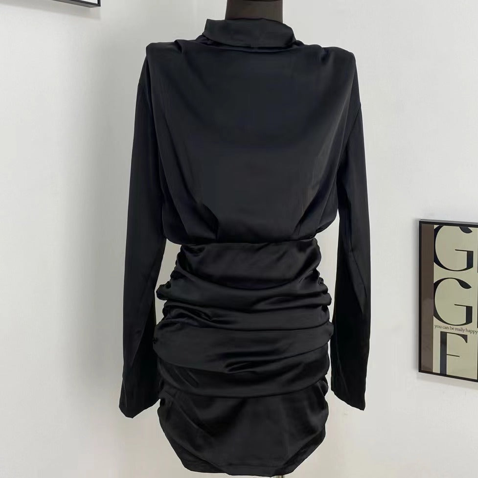 Long-Sleeved Hip-Hugging Slim Dress
