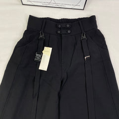 Dark and stylish nine-inch pants