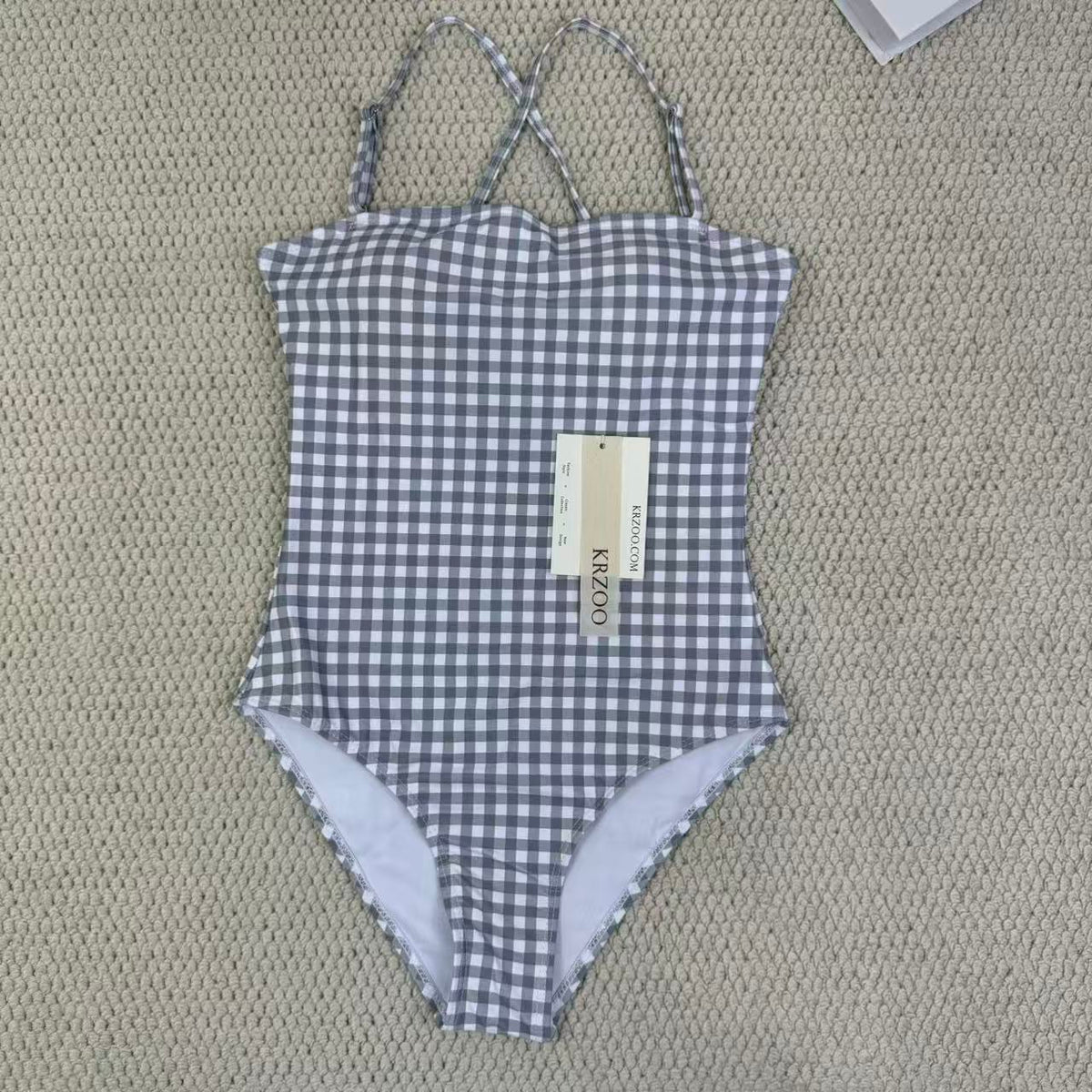 Light and fresh see-through swimming suit