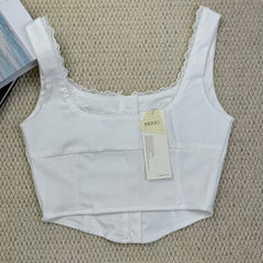 Padded round-necked vest with lace trim