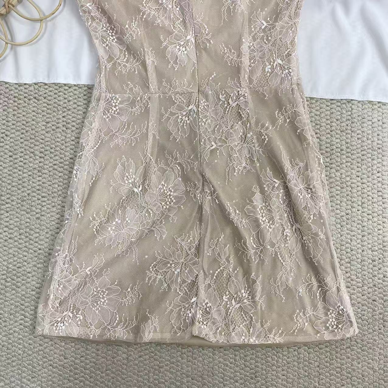 Lightweight Lace Mini Skirt