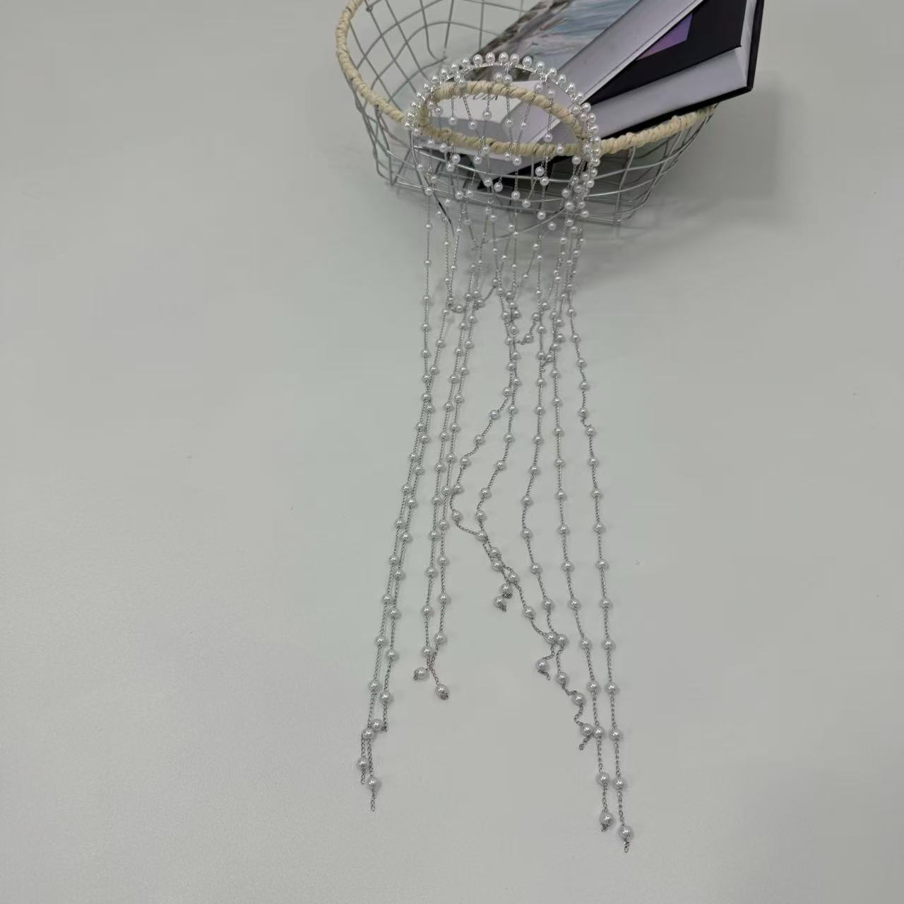Tassel mesh pearl hair chain