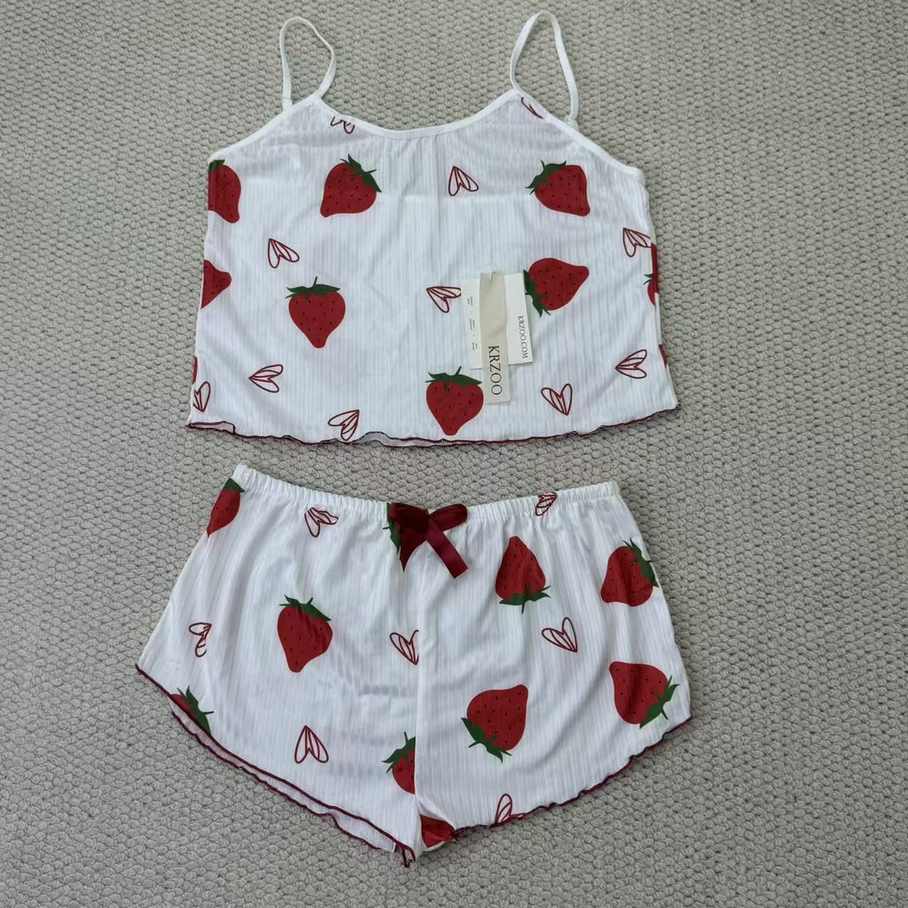 Strawberry heart print halter top and shorts set
