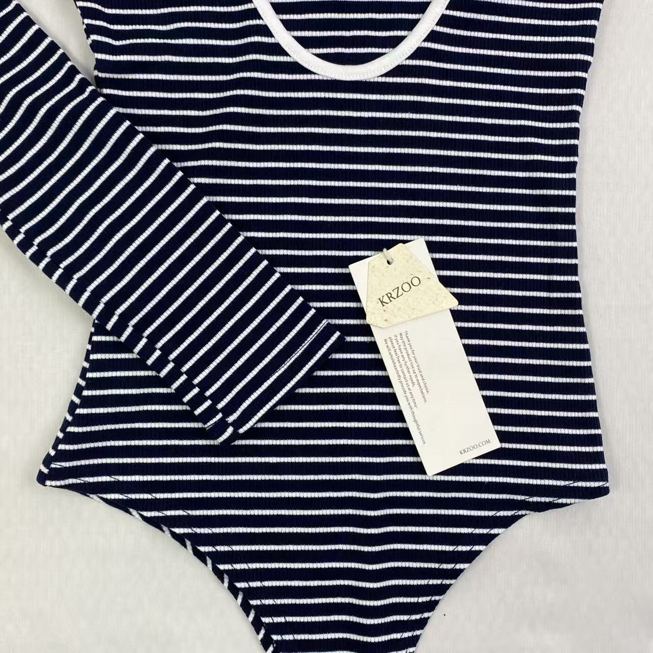Backless V-neck one-piece dress