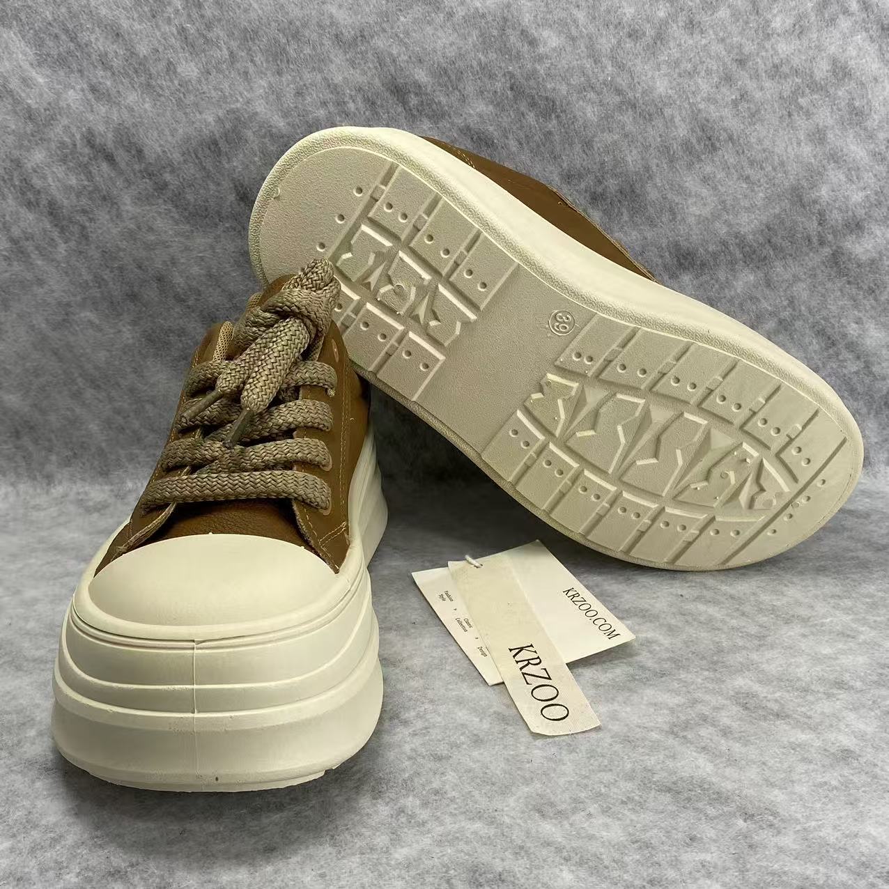 High-top thick-soled platform lace-up shoes