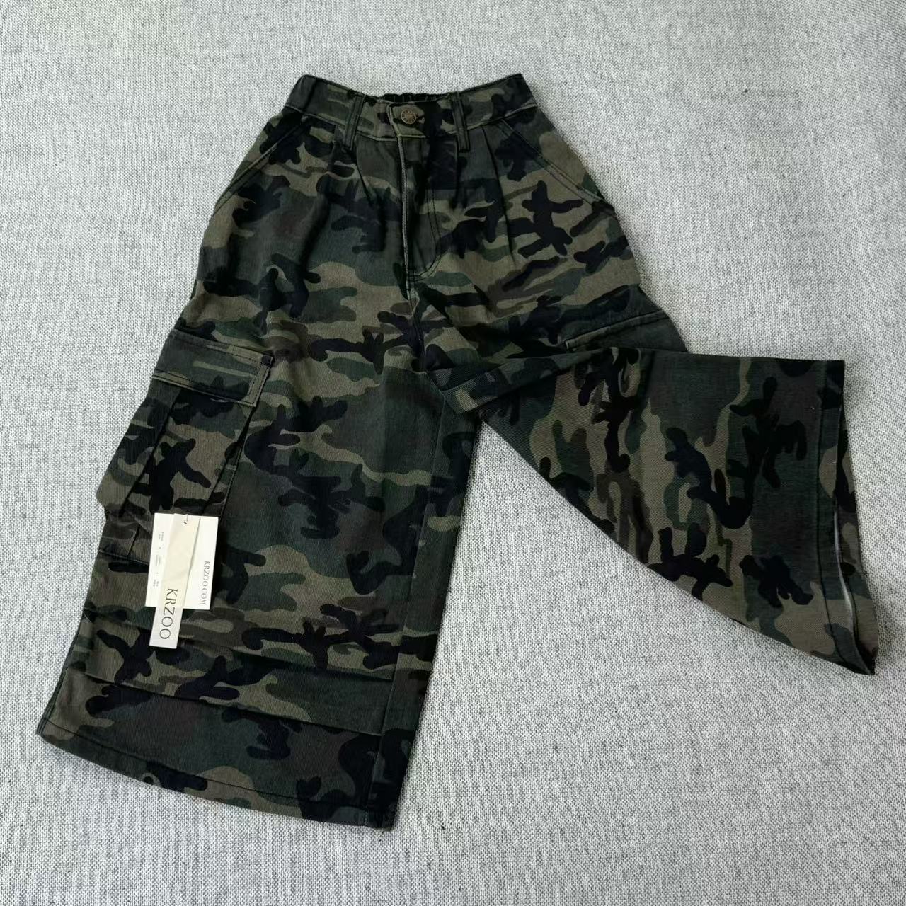 Camouflage five-pocket flared pants
