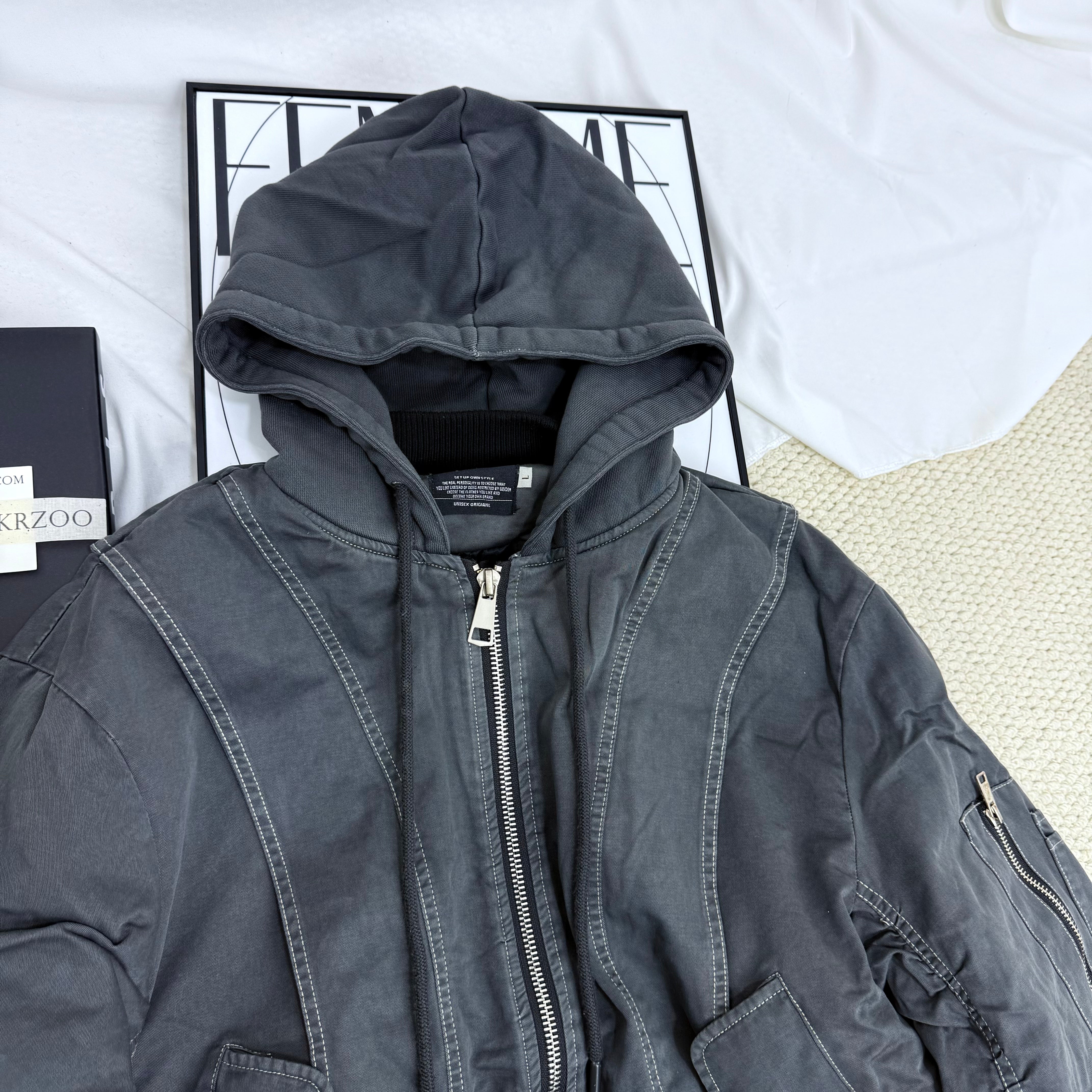 Heavy-Duty Pleated Cotton Jacket