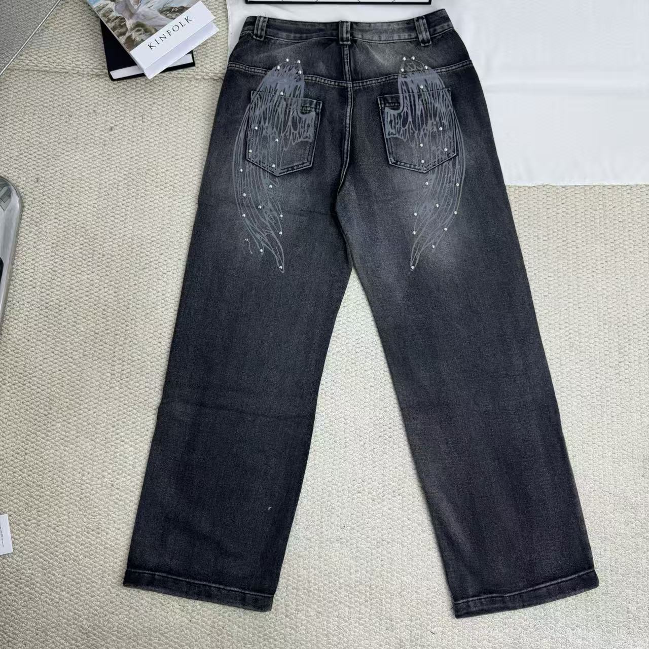 Distressed Gradient Wing Print Wide-Leg Pants