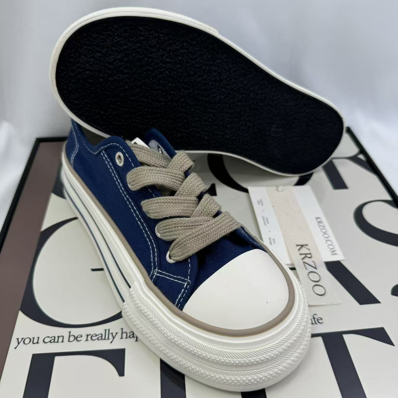 Canvas breathable thick-soled casual sneakers