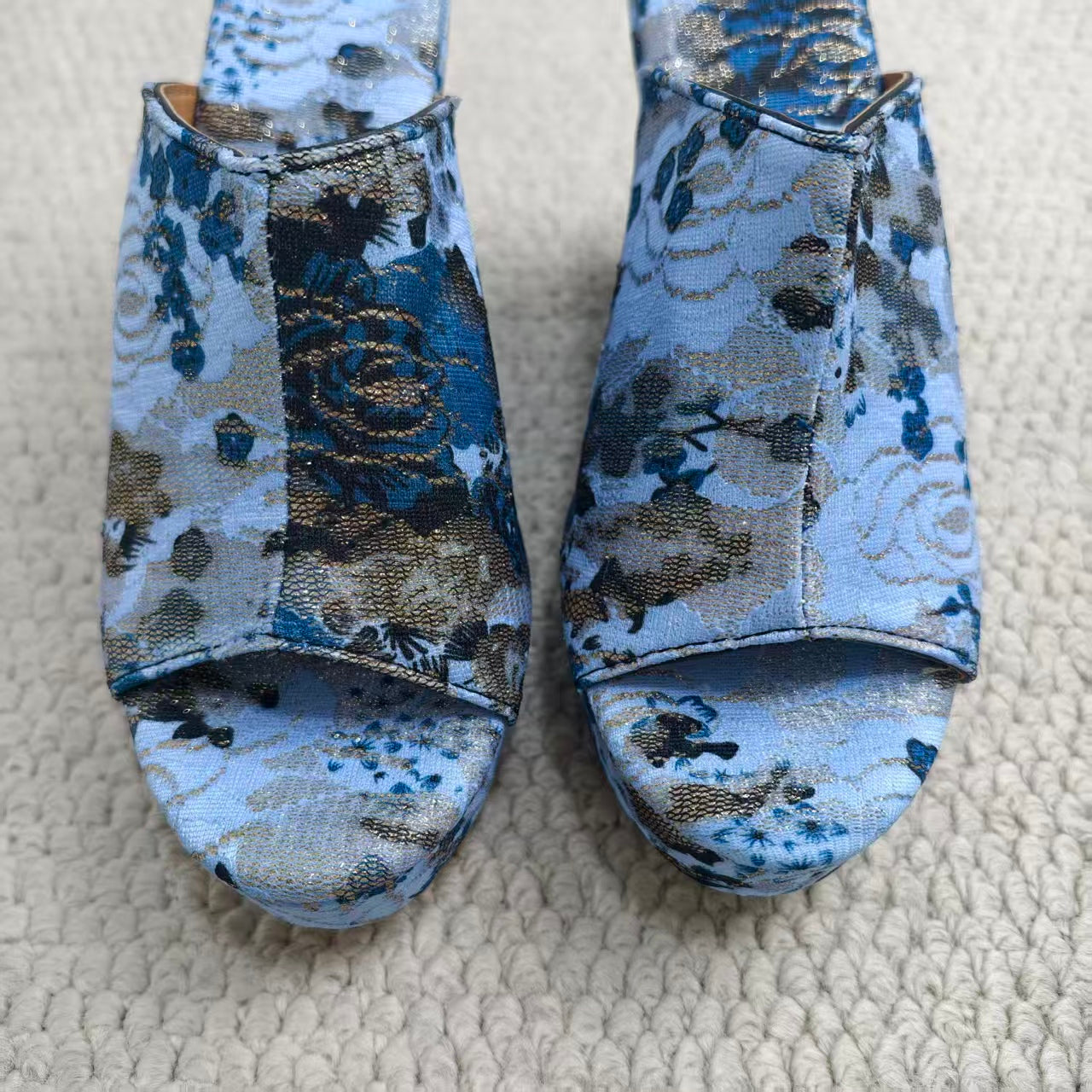 Waterproof platform fish-mouth flip-flops