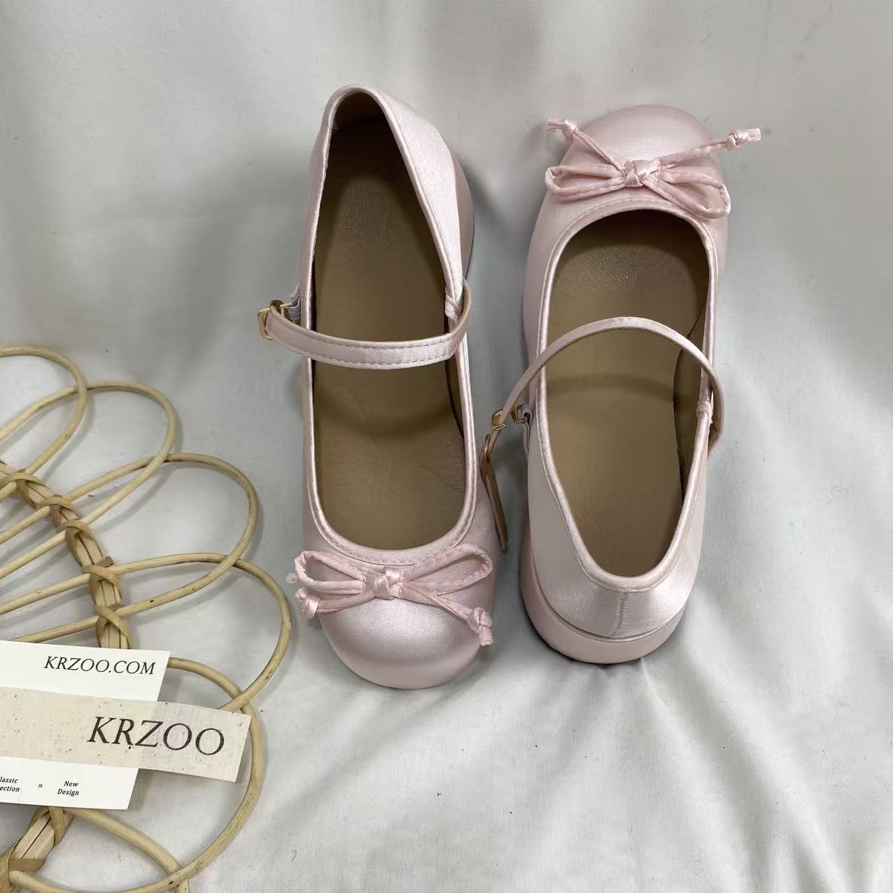 Simple Retro Chunky Heel Mary Jane Shoes