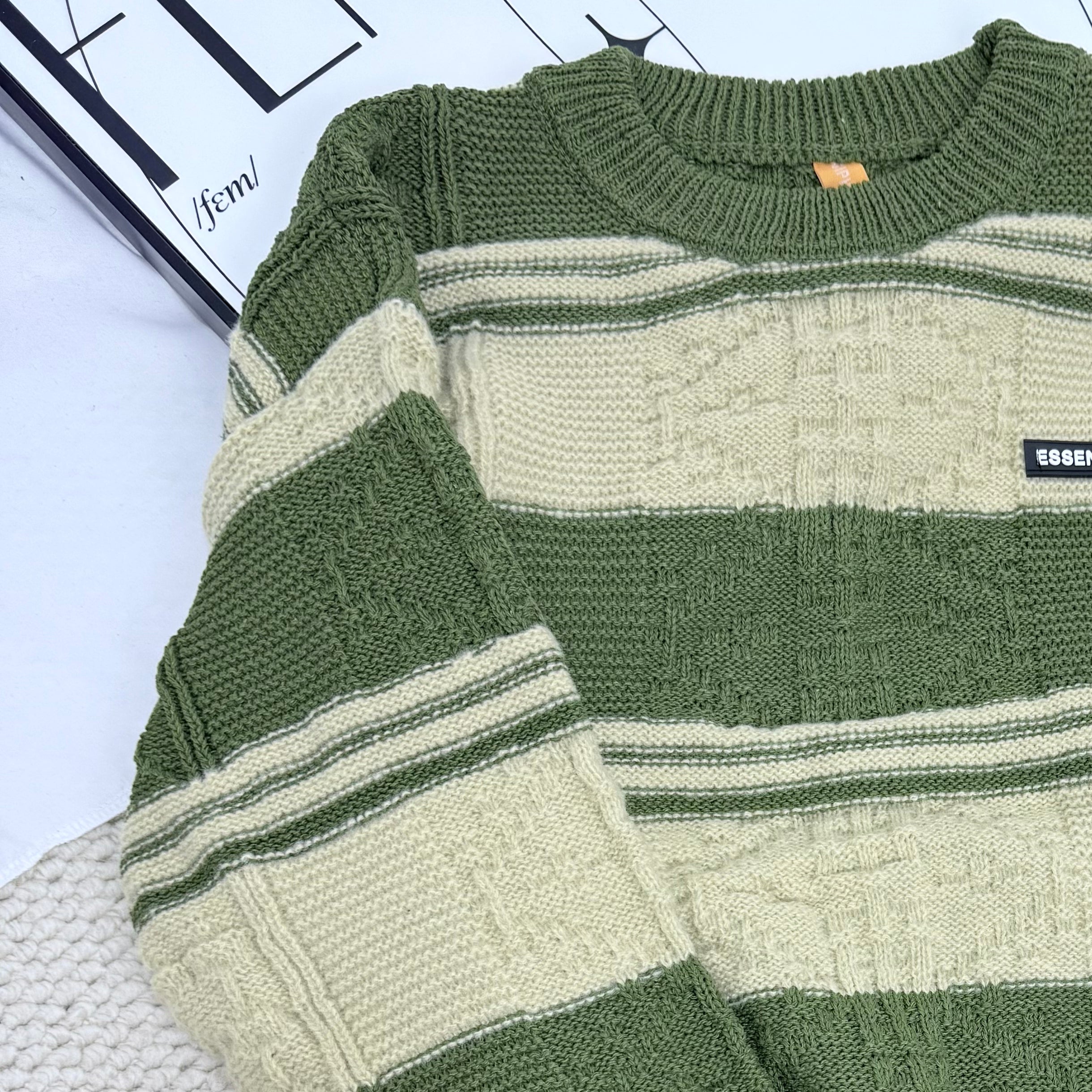 Color-Blocked Pullover Sweater