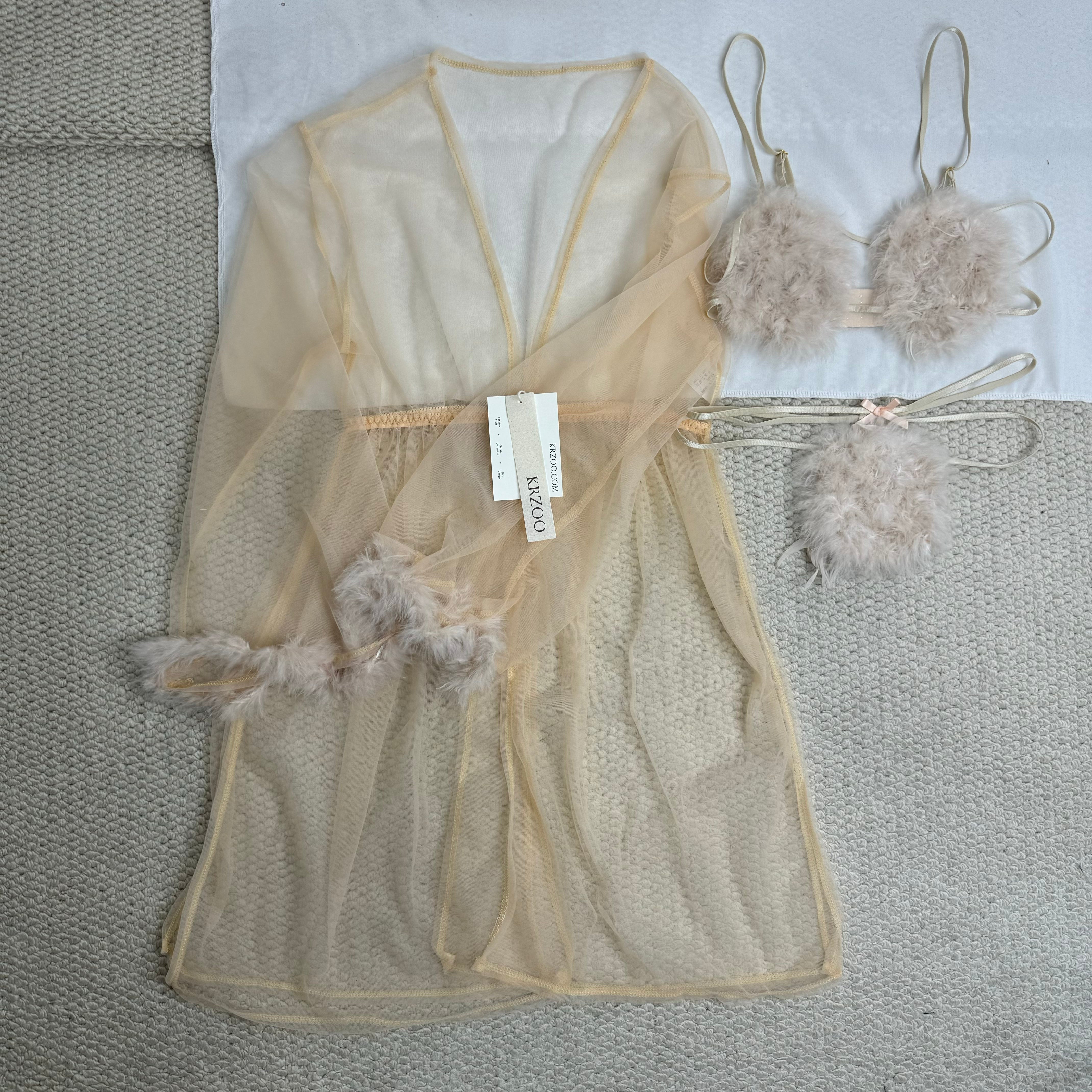 Thong bra and nightgown set