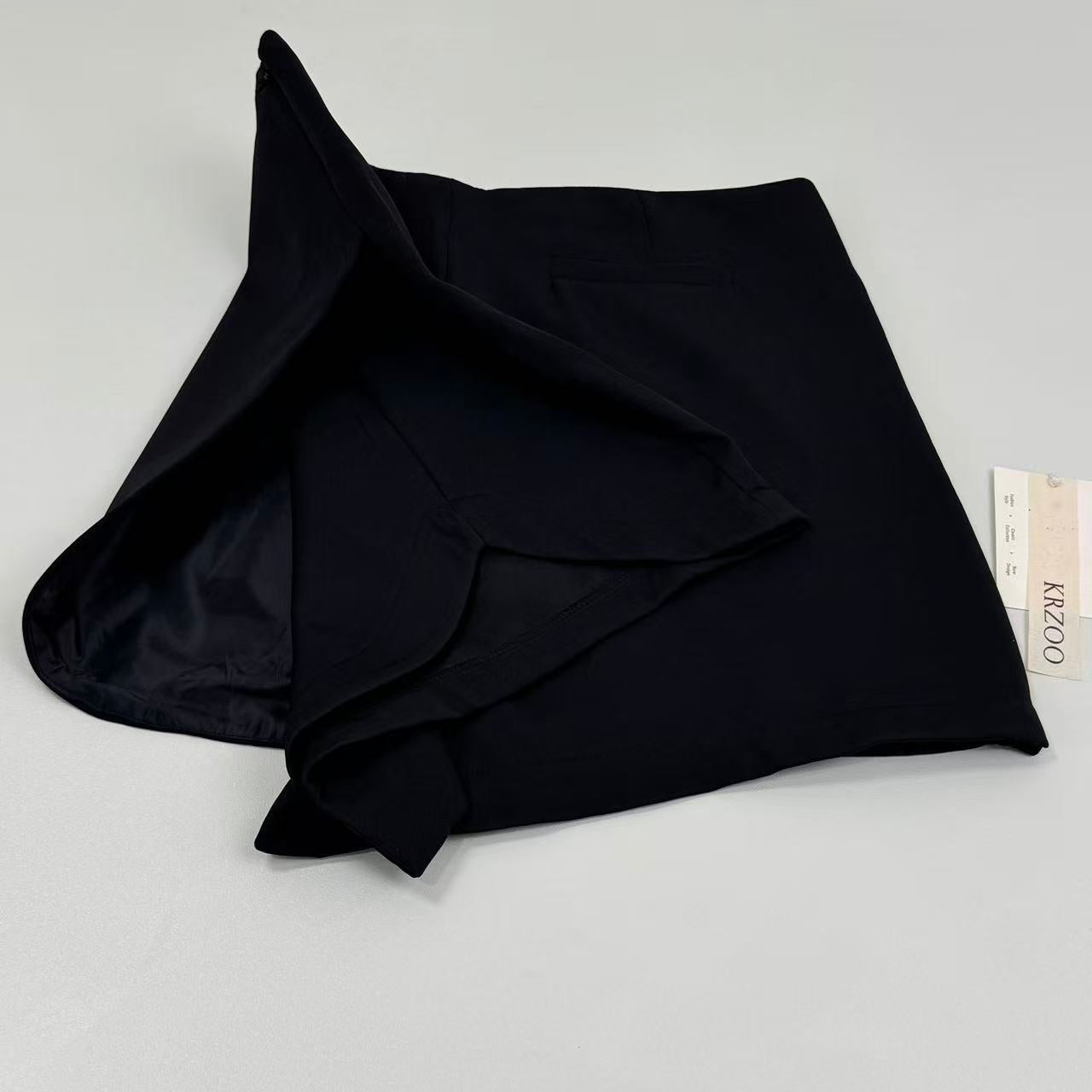 Irregular half-length wrap-around short skirt