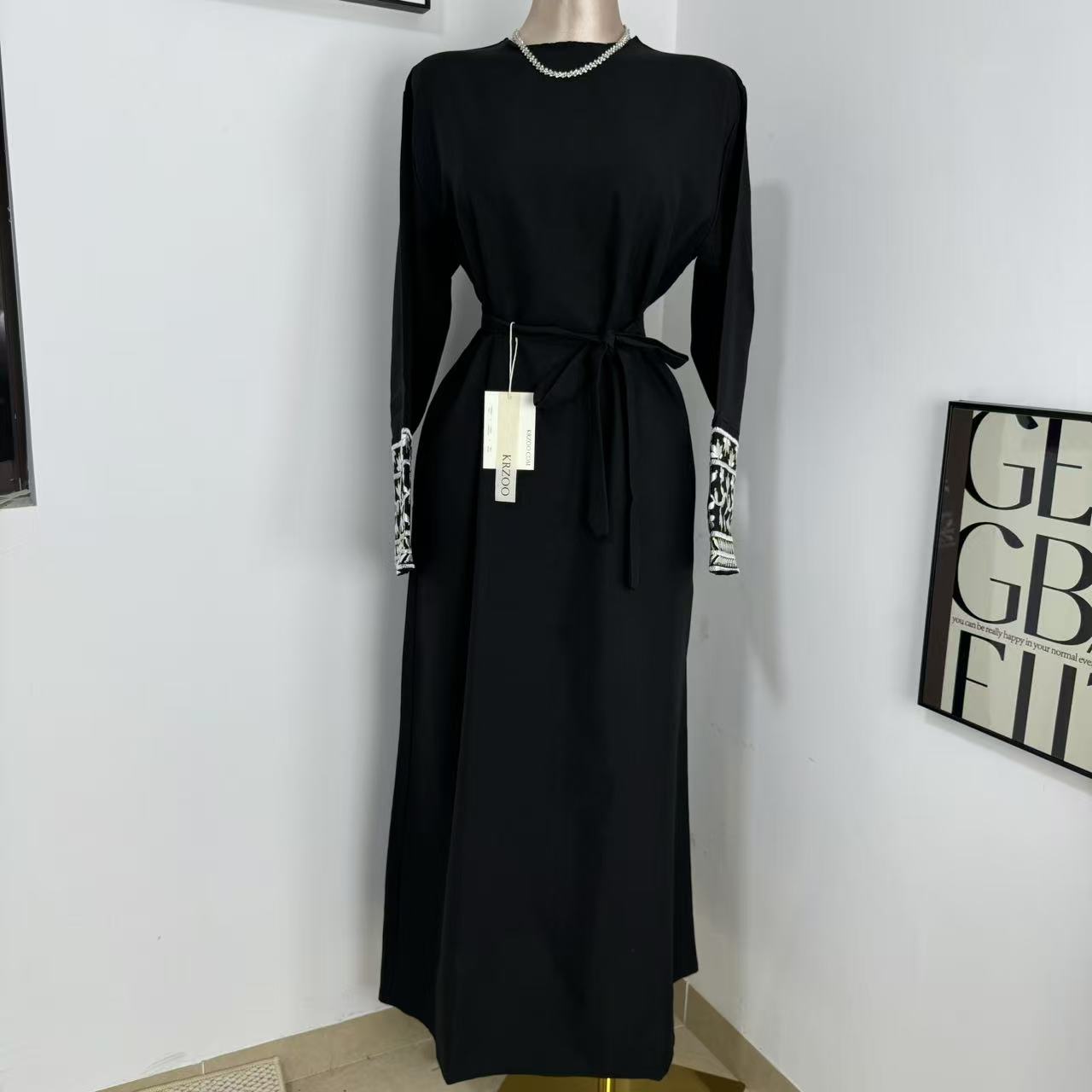 Cotton-Linen Embroidered Closed-Style Robe