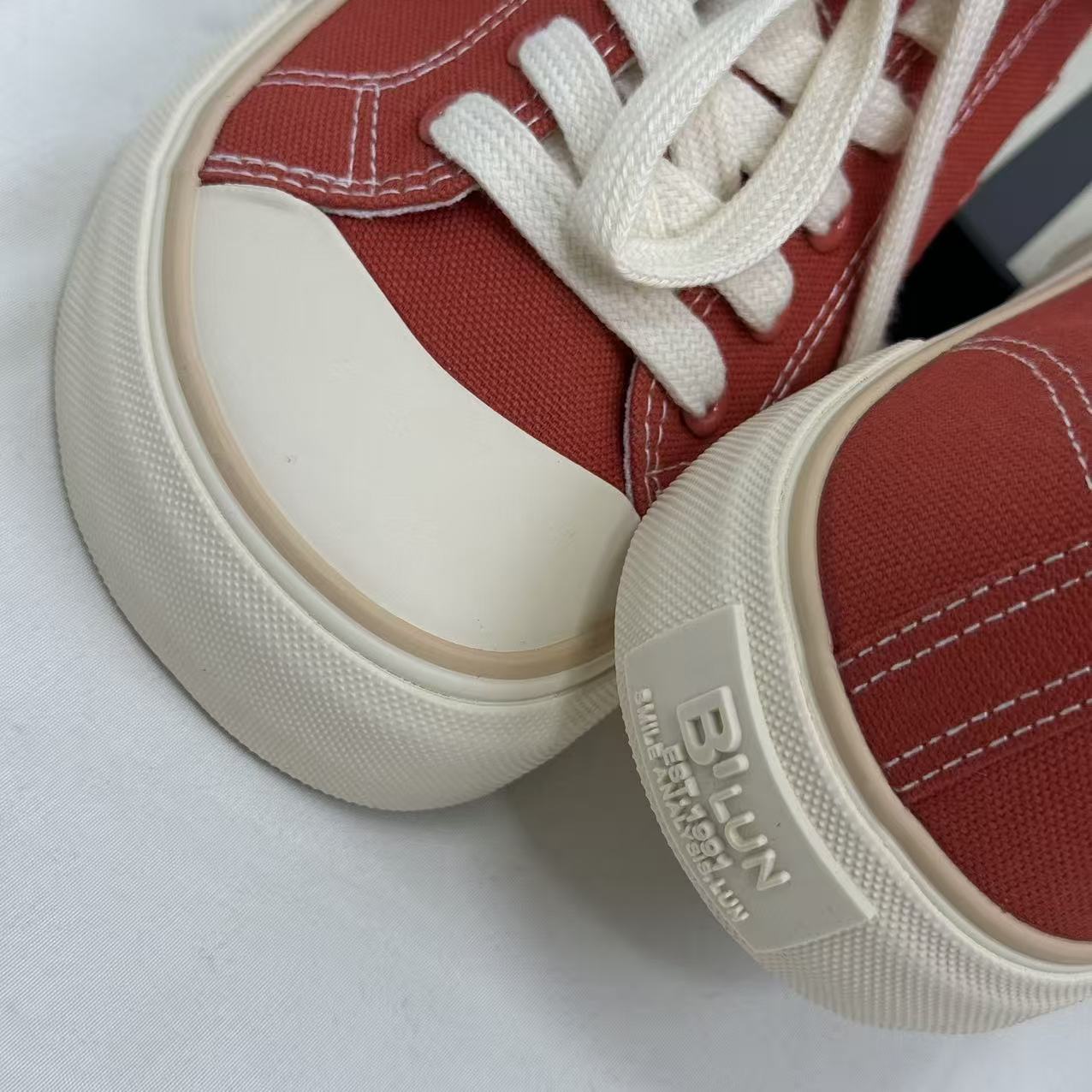 Big-head canvas thick-soled round-toe shoes
