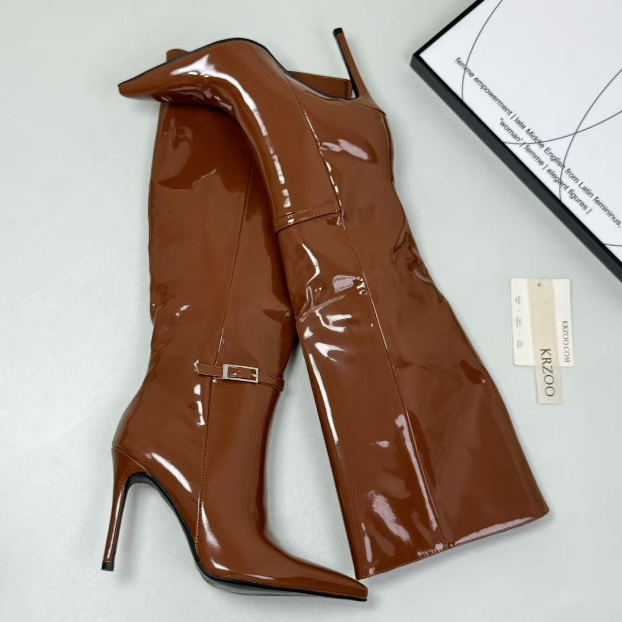Pointed leather belt buckle straight boot