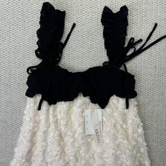 Lace flowered short dress