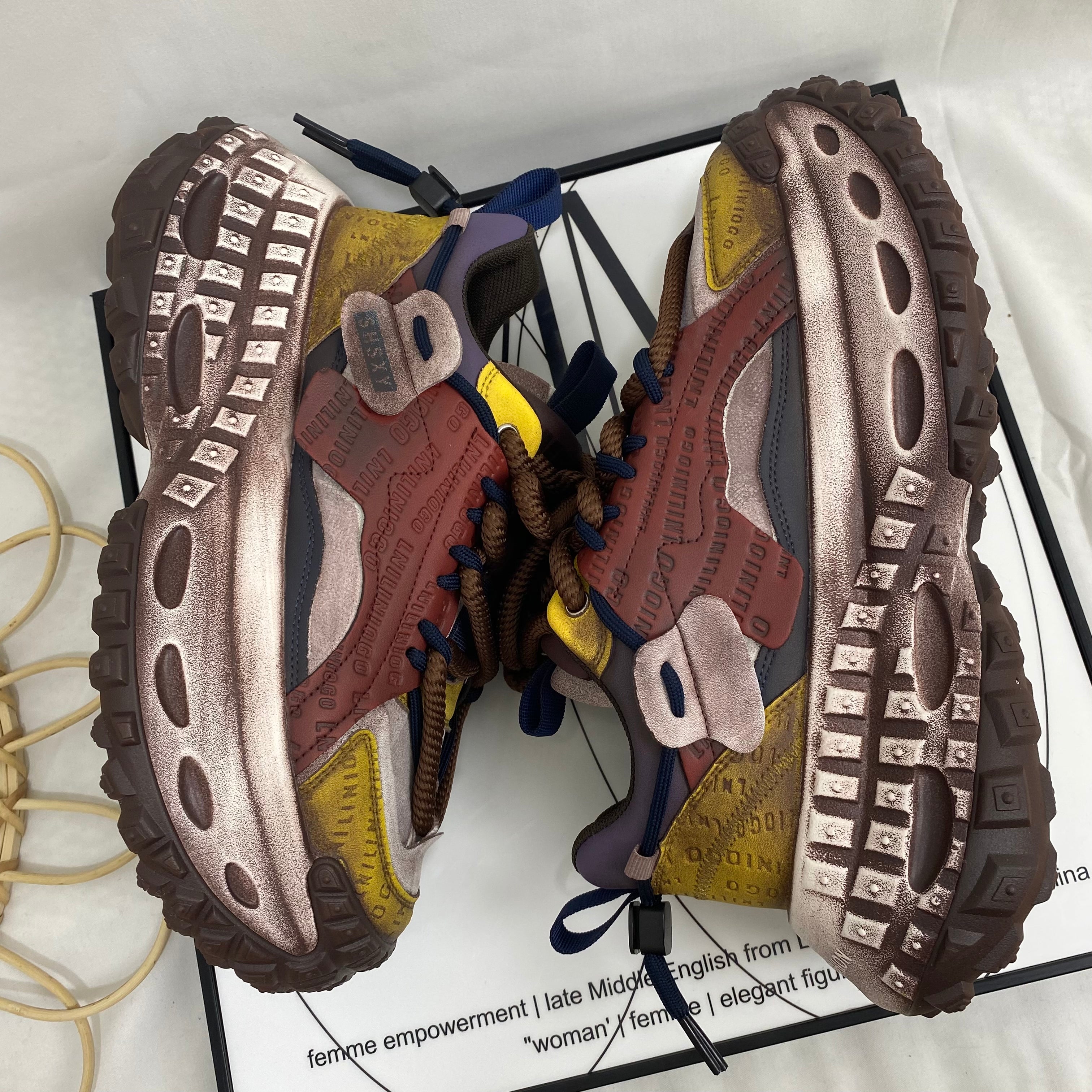 Height-Increasing Casual Shoes