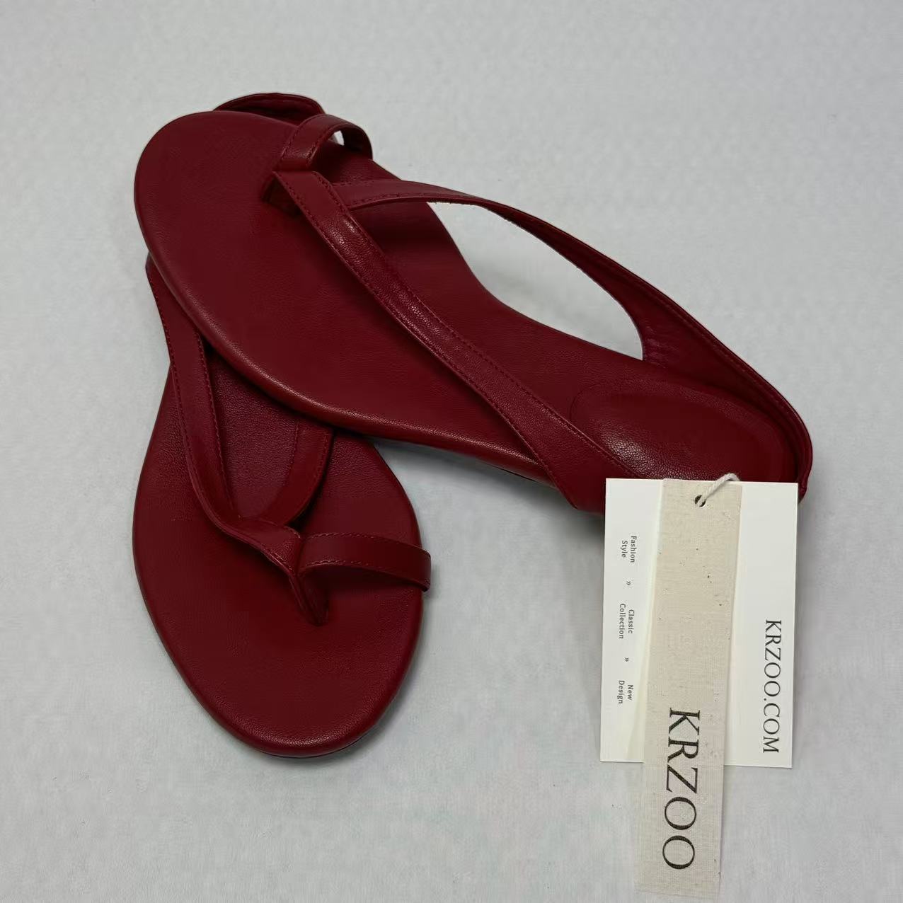 Fine ribbon pointed round-toed flip-flops