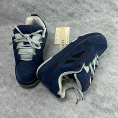 Leather platform casual sneakers