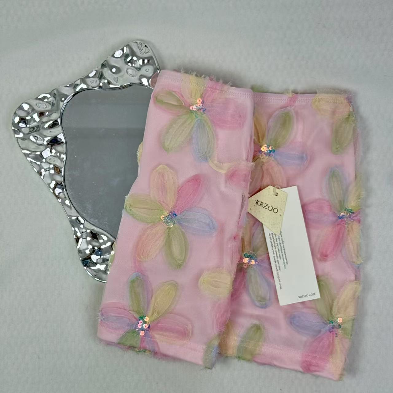 Pink floral half-length skirt