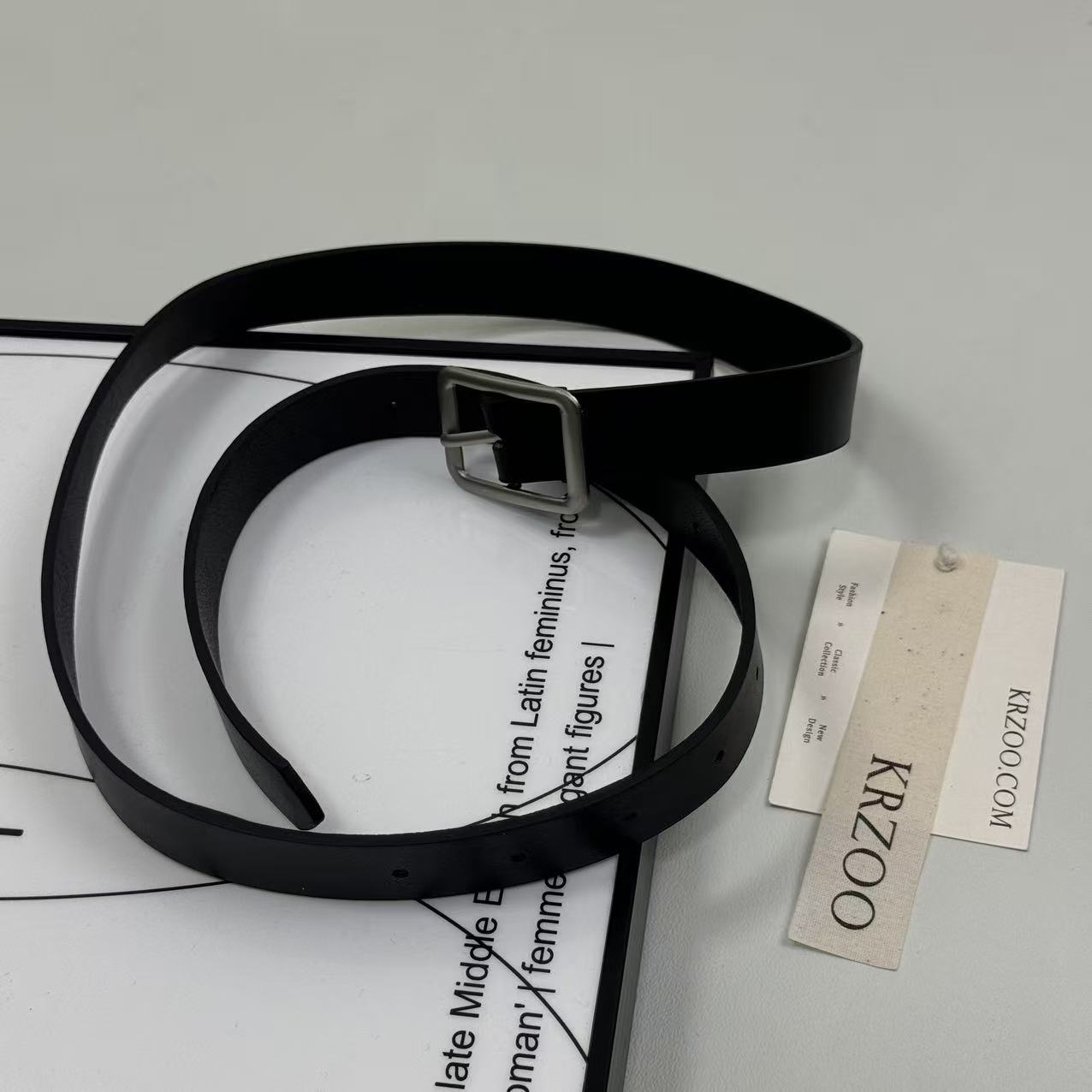Rectangular buckle versatile belt