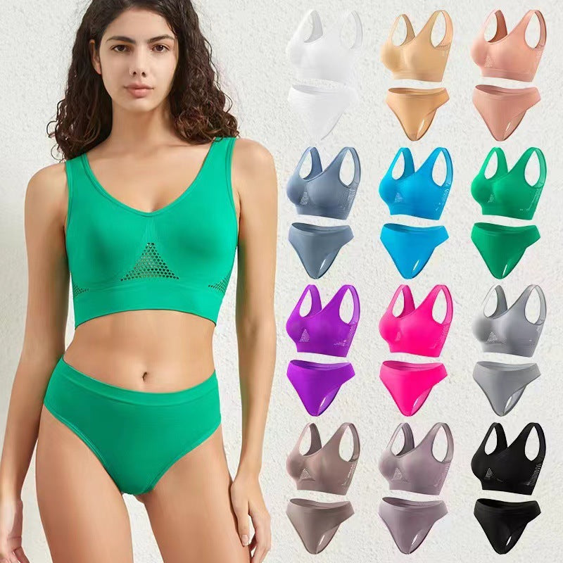 Breathable and comfortable sports bra set