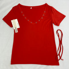 V-neck collar-belt T-shirt top