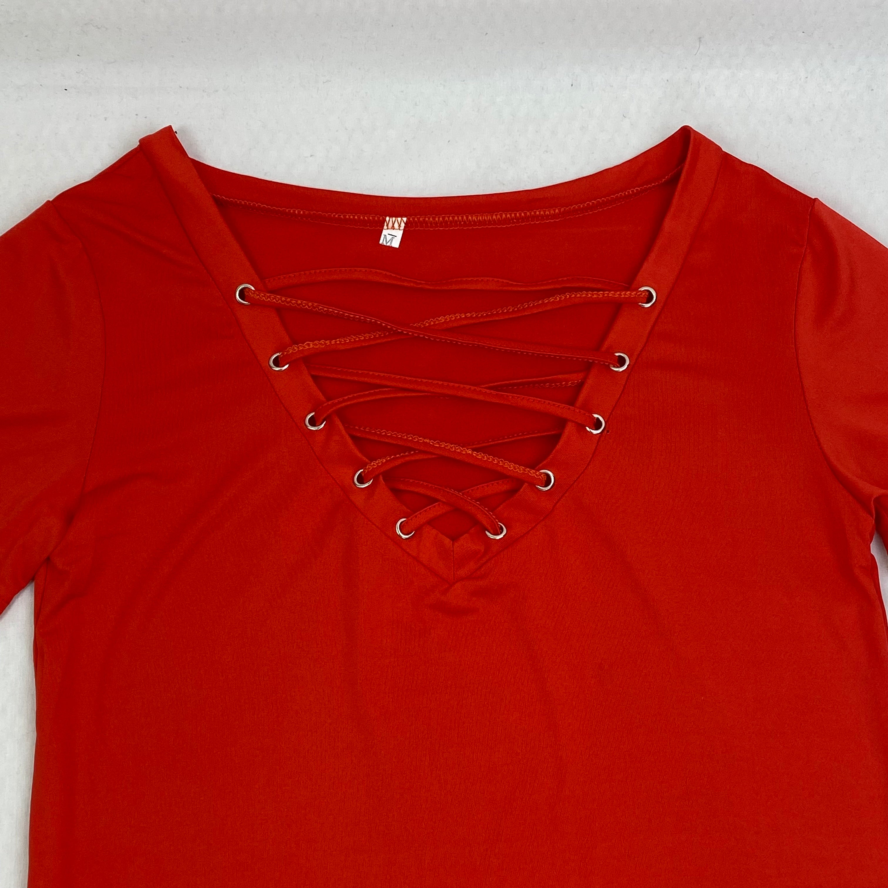 V-neck collar-belt T-shirt top