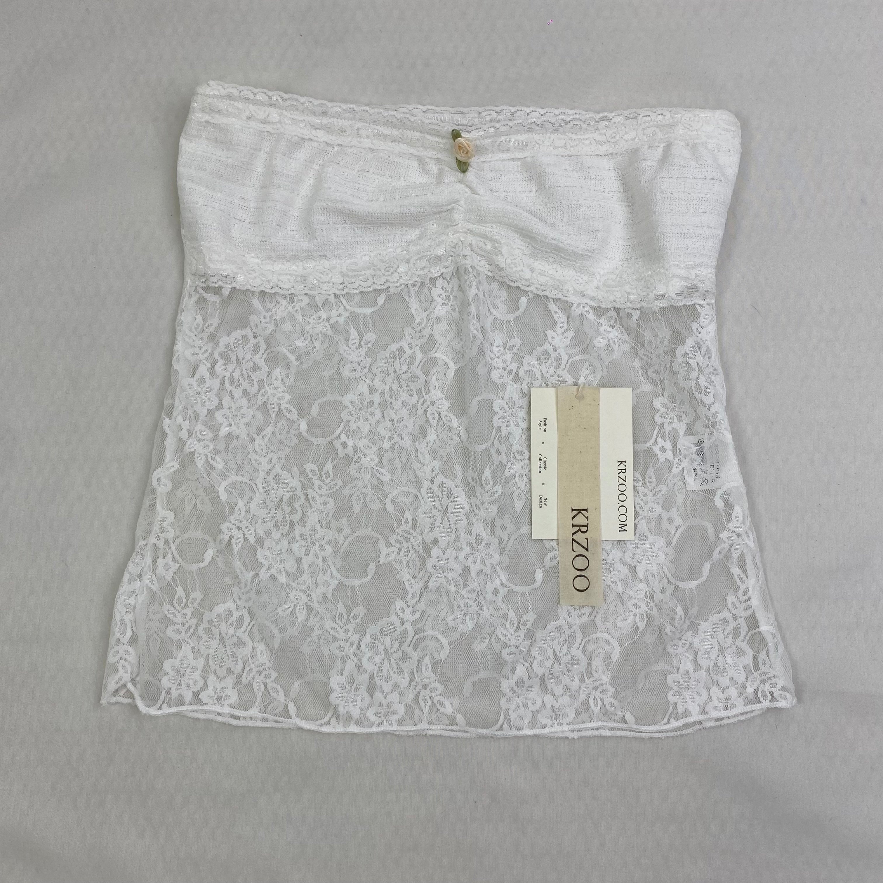 Lace strapless lace-up top with ruffled neckline