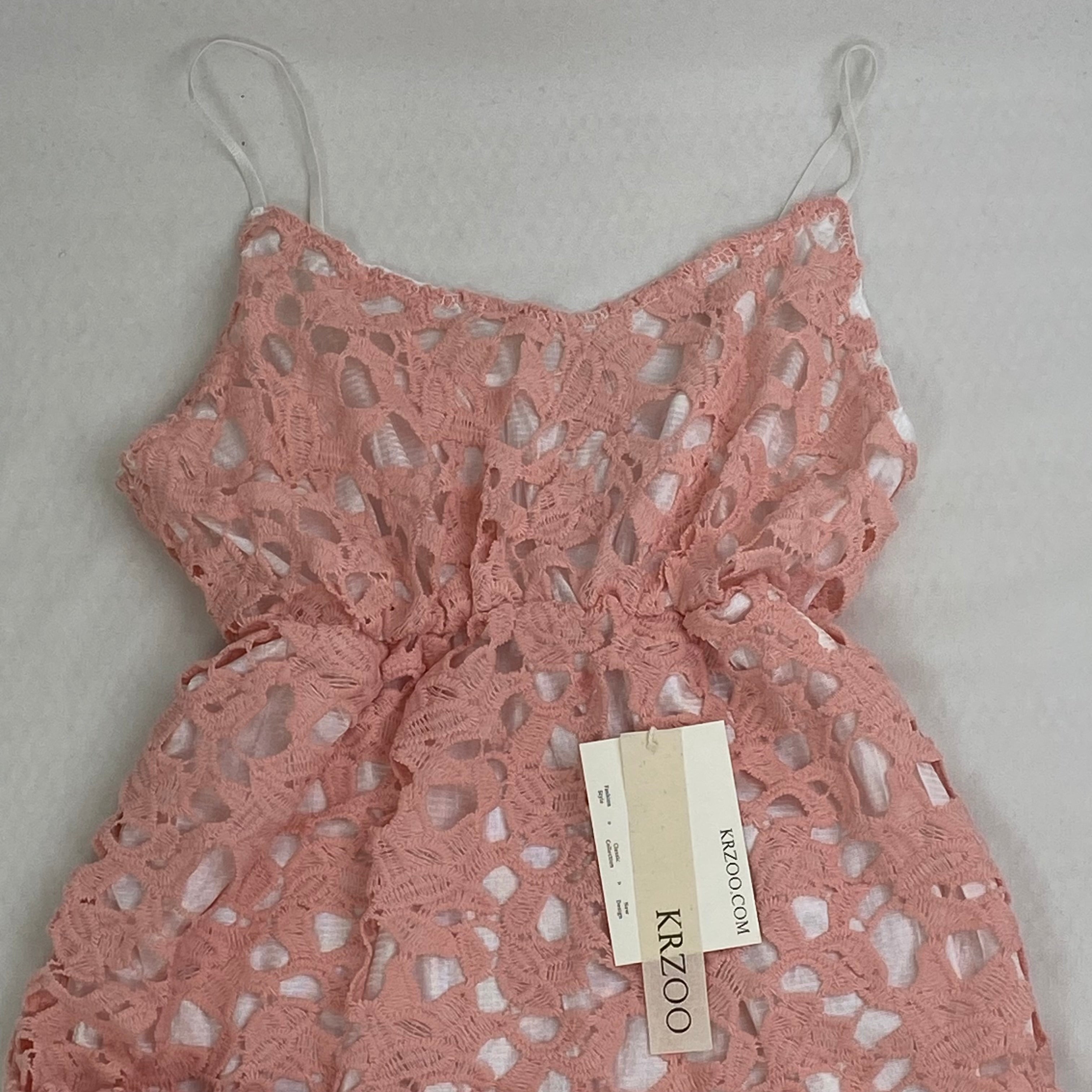 Open-back, backless, casual sleeveless dress