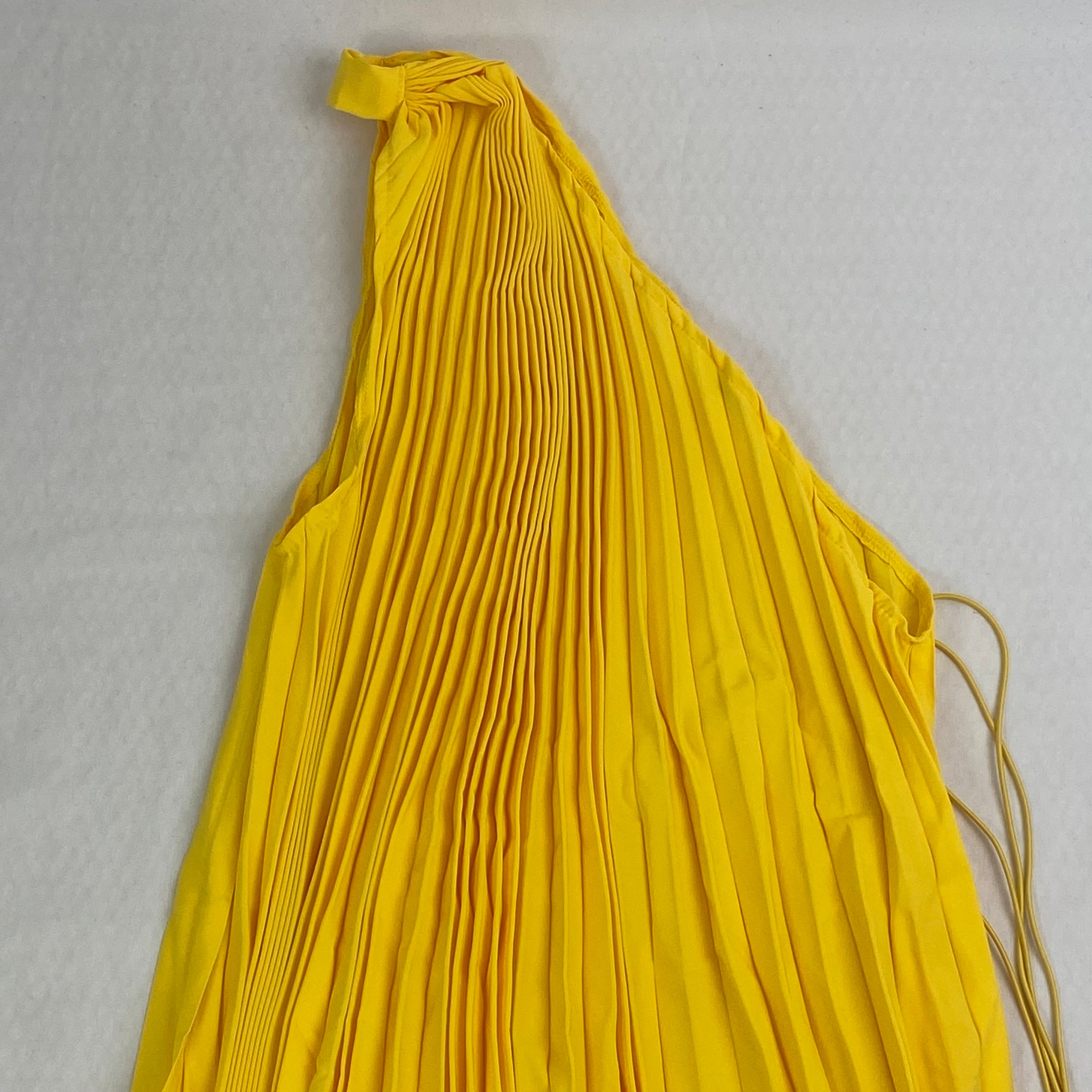 Pleated V-neck wide skirt with straps and pure color