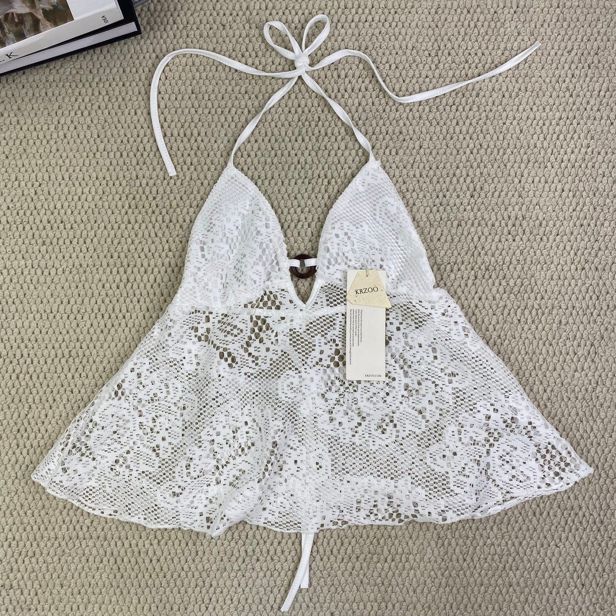 Ruffled lace circular necked top with hollow design