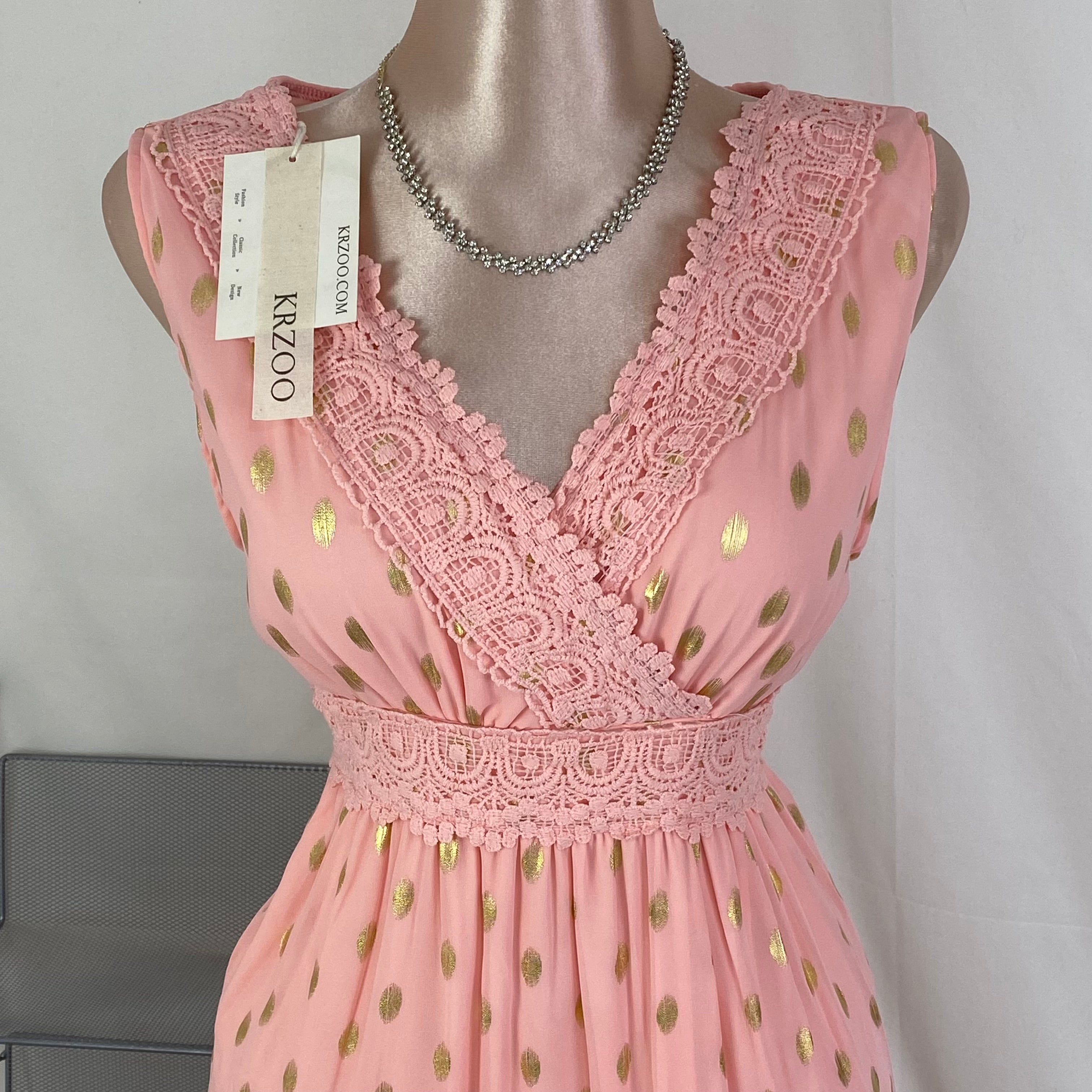 Deep V sleeveless chiffon dress