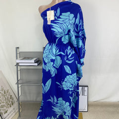 Loose, off-shoulder, fitted printed dress